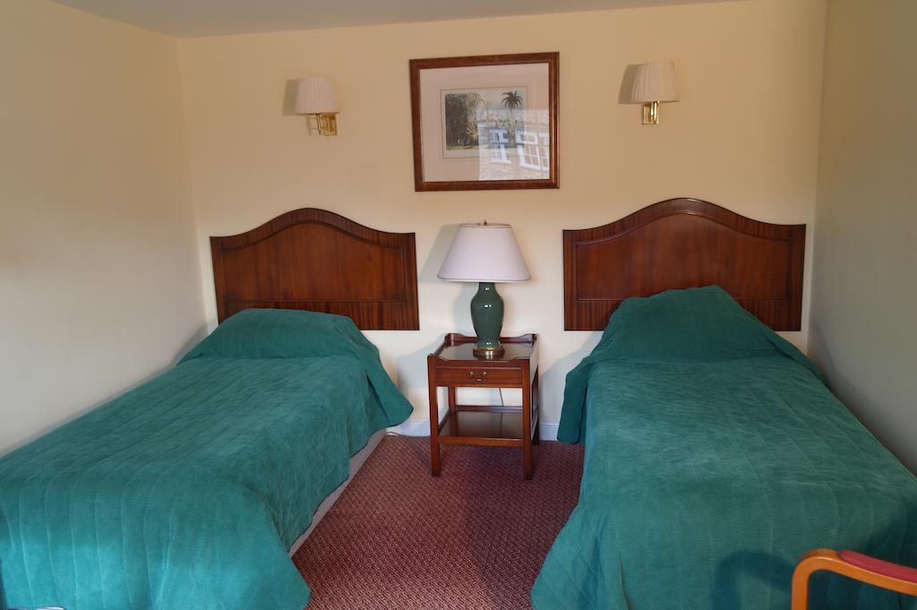 Red Lion Dunston Hotel Branston  Екстериор снимка