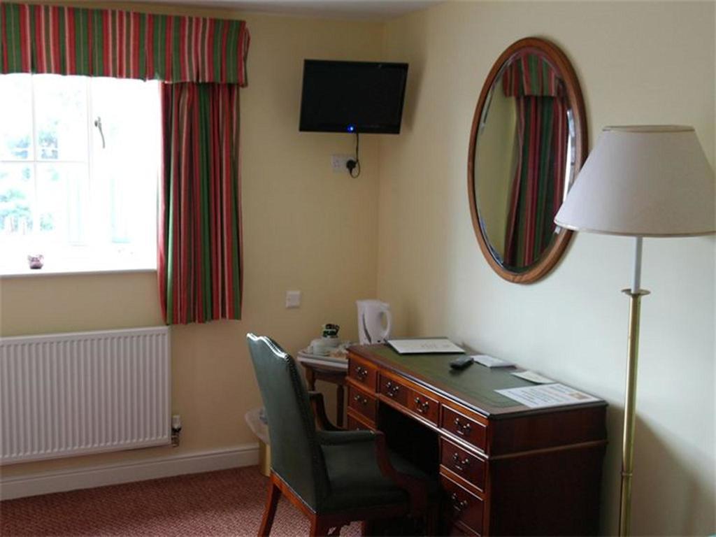 Red Lion Dunston Hotel Branston  Екстериор снимка